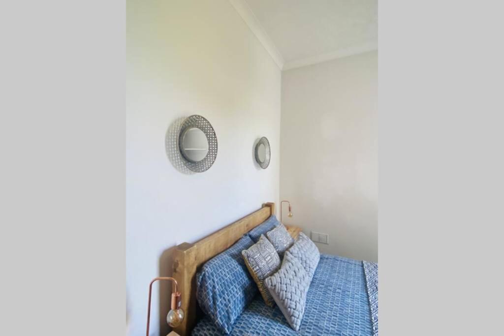 Unique Sea View Apartment ヘイスティングス エクステリア 写真